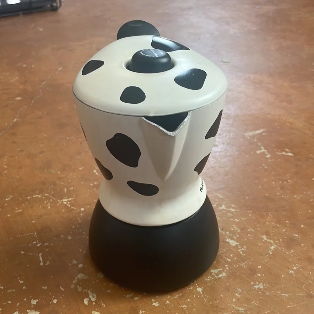 Bialetti Mukka Express Cow Print Stovetop Espresso Maker - White & Black - Picture 7 of 13